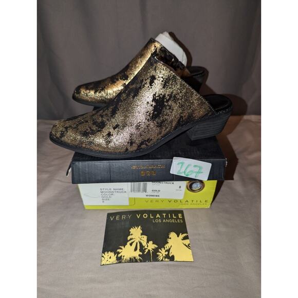 Very Volatile Woman’s Size 8 Black Gold Leather Mule Booties Brand New In Box - Picture 1 of 9